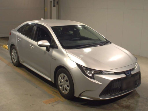 2020 Toyota Corolla Sedan ZWE211[2]