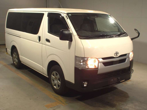 2021 Toyota Hiace Van GDH206V[2]