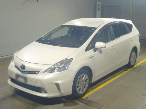 2013 Toyota Prius alpha ZVW40W[0]