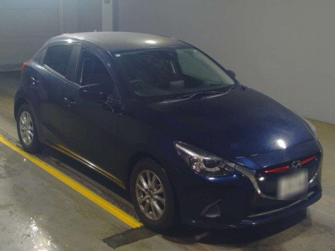 2015 Mazda Demio DJ5FS[2]