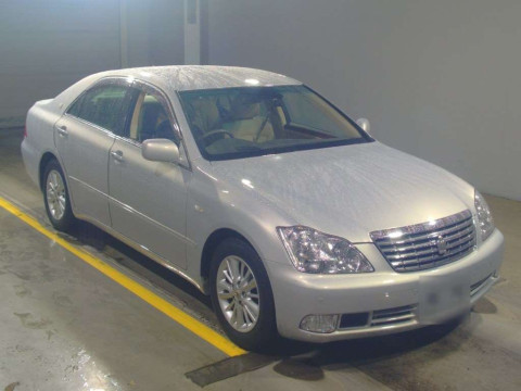 2007 Toyota Crown GRS182[2]