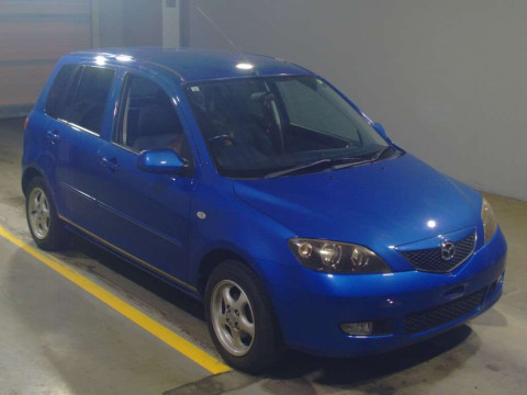 2003 Mazda Demio DY3W[1]