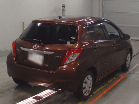 2012 Toyota Vitz KSP130[1]