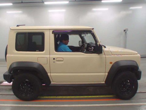 2022 Suzuki Jimny Sierra JB74W[2]