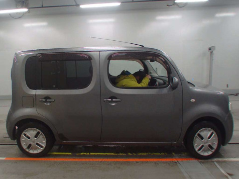 2009 Nissan Cube Z12[2]