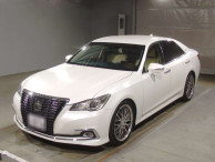 2017 Toyota Crown