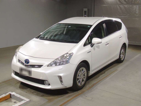 2014 Toyota Prius alpha ZVW40W[0]