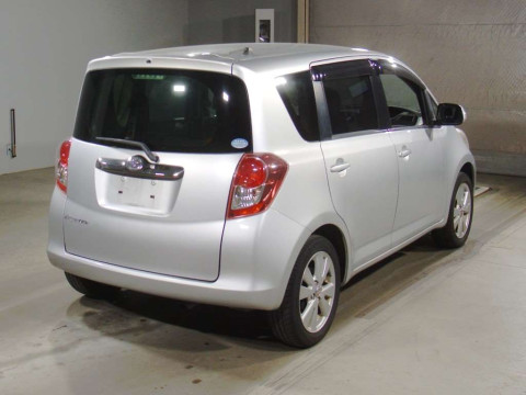 2009 Toyota Ractis SCP100[1]