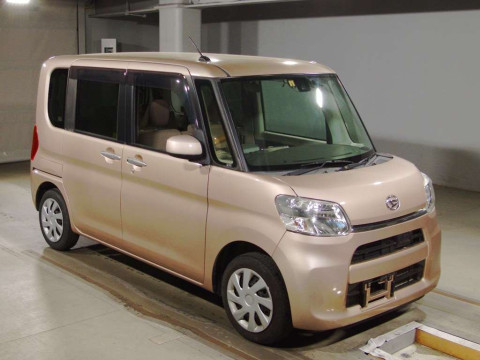 2016 Daihatsu Tanto LA600S[2]