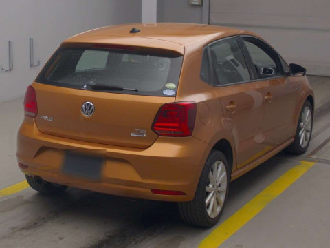 2017 Volkswagen Polo 6RCJZ[1]