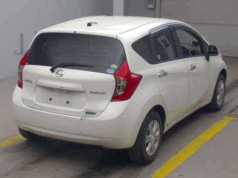 2014 Nissan Note E12[1]