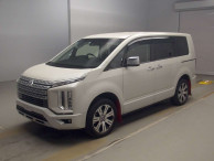 2021 Mitsubishi Delica D5