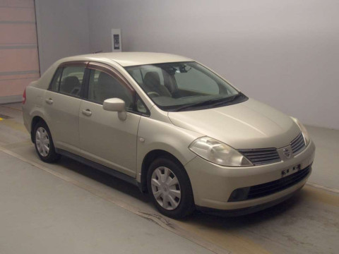 2006 Nissan Tiida Latio SC11[2]