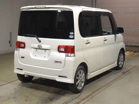 2011 Daihatsu Tanto L375S[1]