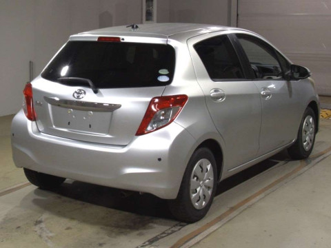 2014 Toyota Vitz NSP130[1]