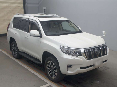 2023 Toyota Land Cruiser Prado TRJ150W[2]