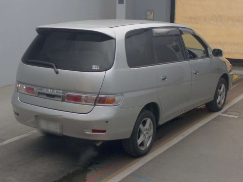 2002 Toyota Gaia ACM15G[1]