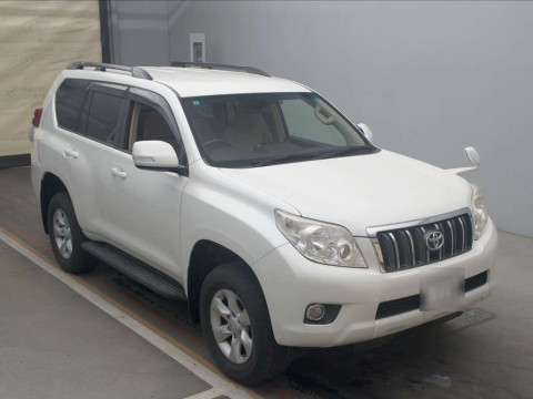 2013 Toyota Land Cruiser Prado TRJ150W[2]