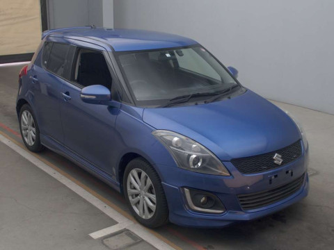 2014 Suzuki Swift ZC72S[2]