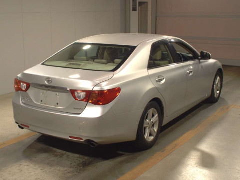 2010 Toyota Mark X GRX130[1]