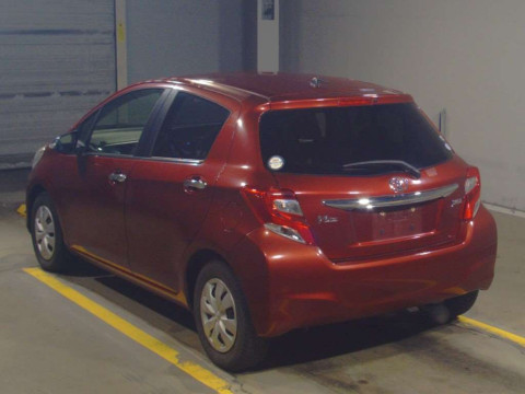 2016 Toyota Vitz NSP130[2]