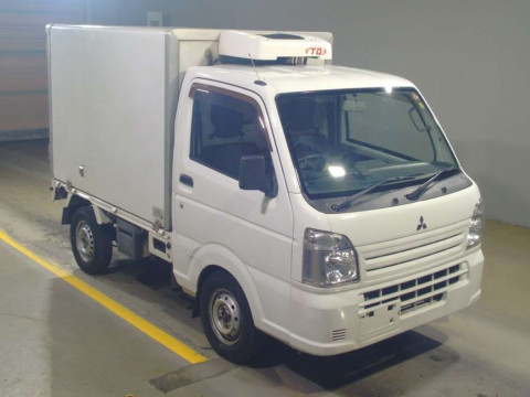 2015 Mitsubishi Minicab Truck DS16T[1]