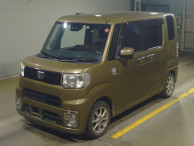 2018 Daihatsu Wake