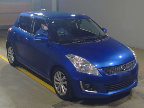 2014 Suzuki Swift ZC72S[1]