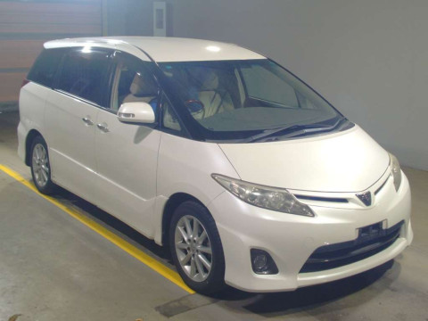 2011 Toyota Estima ACR50W[1]