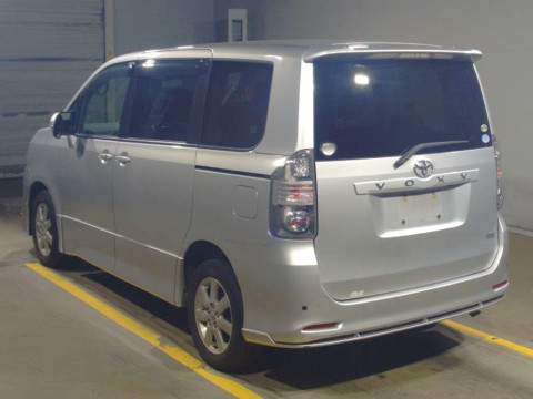 2007 Toyota Voxy ZRR75W[2]