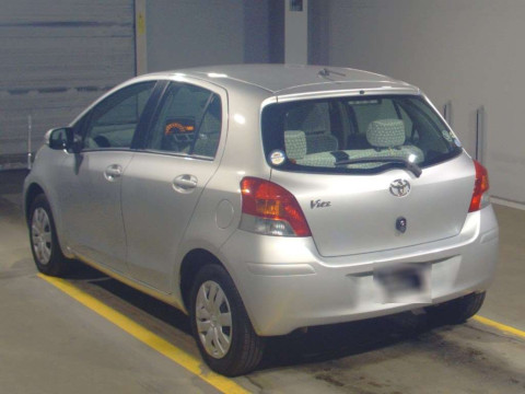 2010 Toyota Vitz KSP90[2]