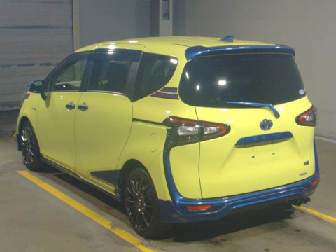 2015 Toyota Sienta NHP170G[1]