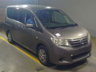 2011 Nissan Serena