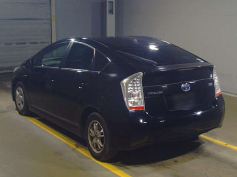 2010 Toyota Prius ZVW30[1]