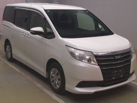 2015 Toyota Noah ZRR80G[0]