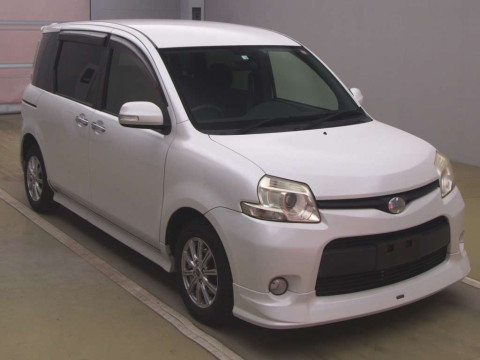 2012 Toyota Sienta NCP81G[0]