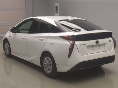 2018 Toyota Prius ZVW50[1]