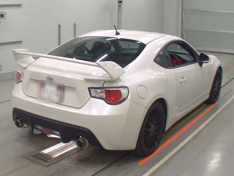 2013 Toyota 86 ZN6[1]