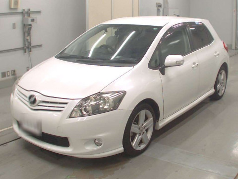 2011 Toyota Auris ZRE152H[0]