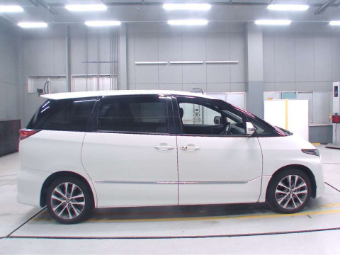 2018 Toyota Estima ACR50W[2]