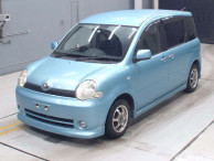 2005 Toyota Sienta