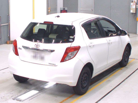 2014 Toyota Vitz KSP130[1]