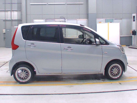 2014 Mitsubishi eK Wagon B11W[2]