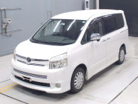 2008 Toyota Voxy