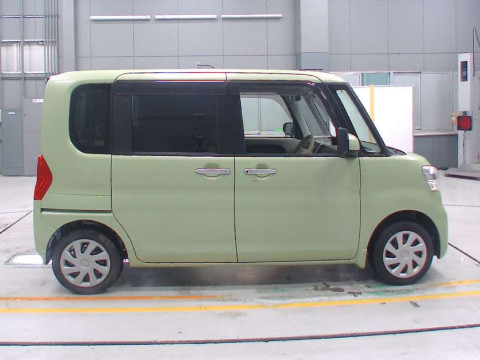 2013 Daihatsu Tanto LA600S[2]