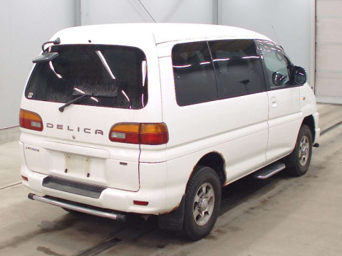 1999 Mitsubishi Delica Spacegear PE8W[1]