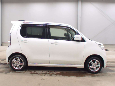 2014 Suzuki WAGON R STINGRAY MH34S[2]