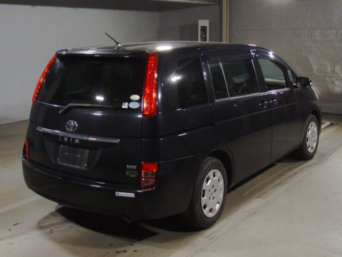 2011 Toyota Isis ZGM11G[1]