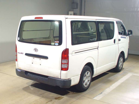 2015 Toyota Regiusace Van KDH201V[1]