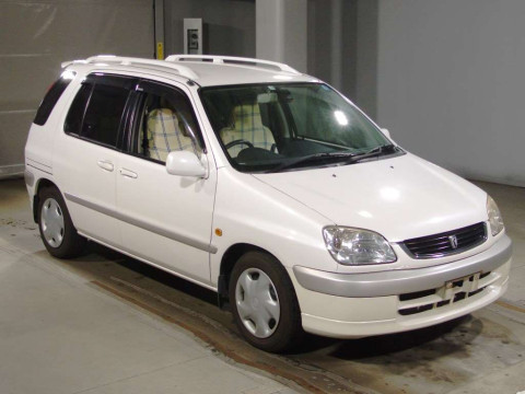 1999 Toyota Raum EXZ10[2]